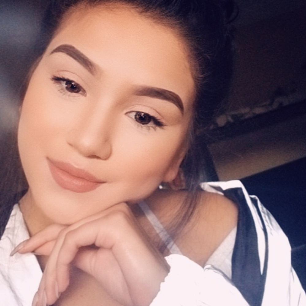 Meet your Posher, Raychel